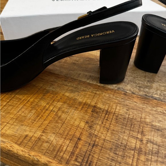 Veronica Beard Cecile Black cap toe Patent leather Slingback Heels pumps NWT BOX - Picture 2 of 8